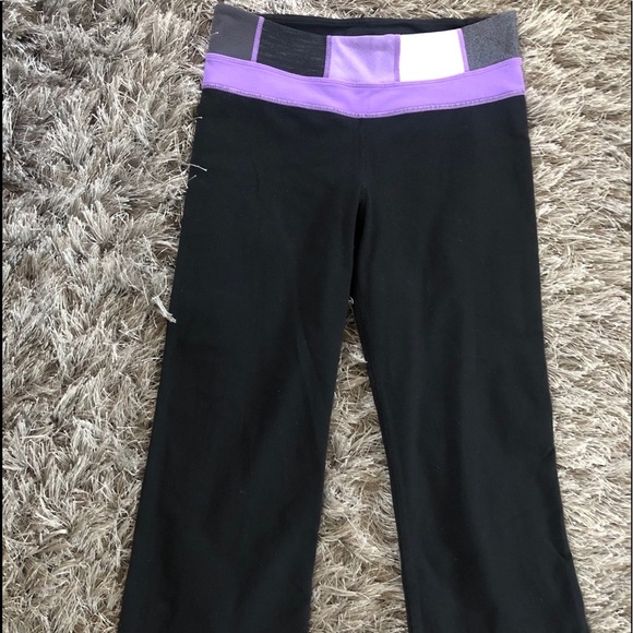 Lululemon Grove Crop Reversible - Picture 3 of 5